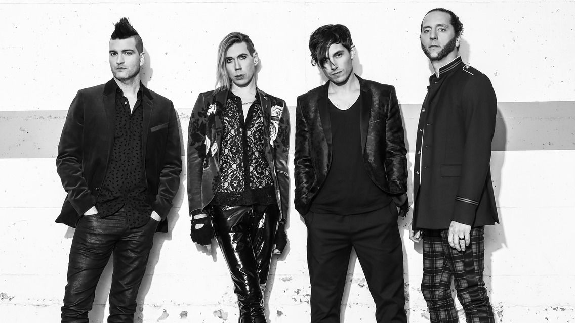 Marianas Trench - May. 26